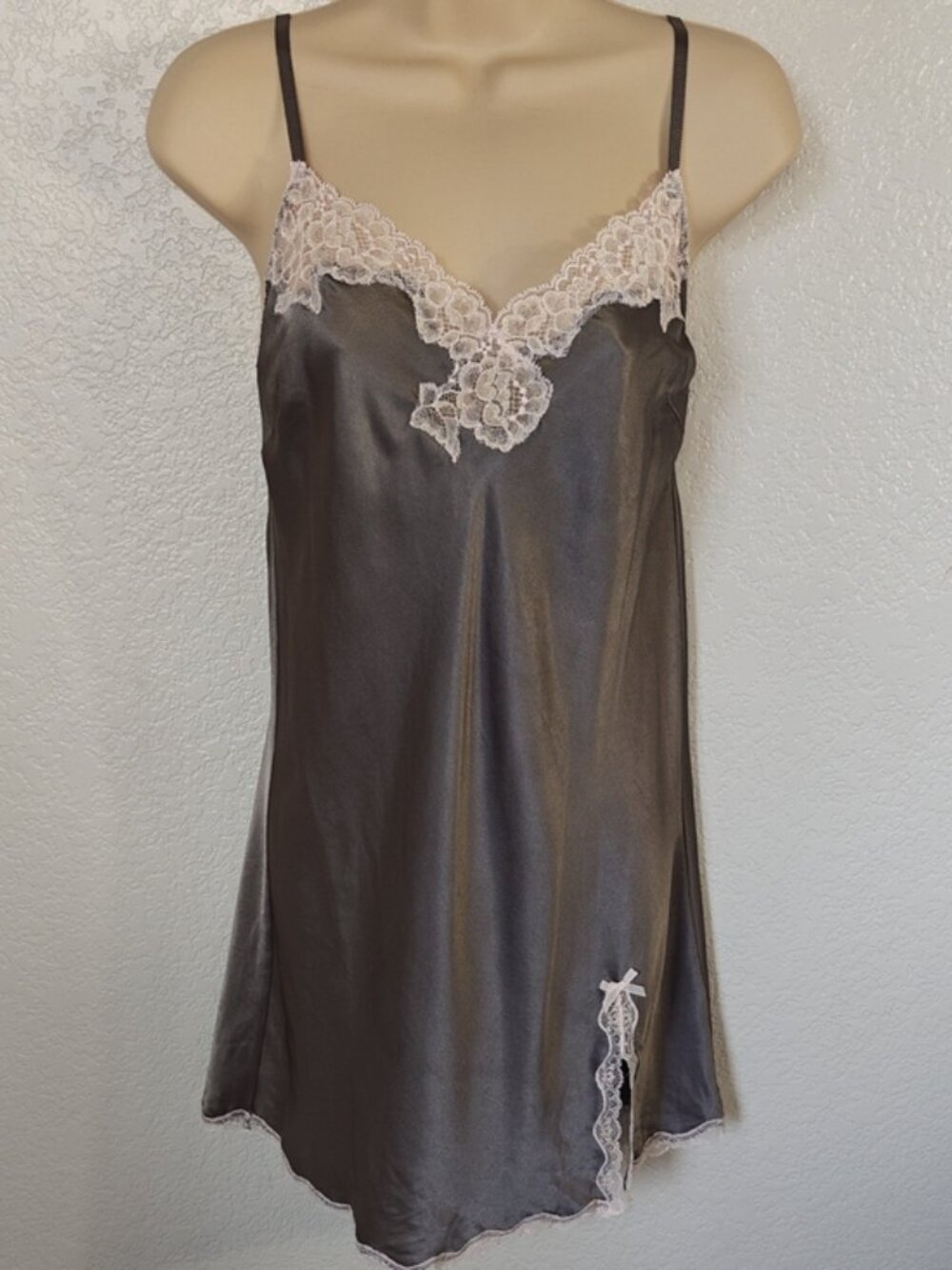 Victoria's Secret Size L Chemise Lace Trim Neckline Slip Dress Dark Taupe & Pink